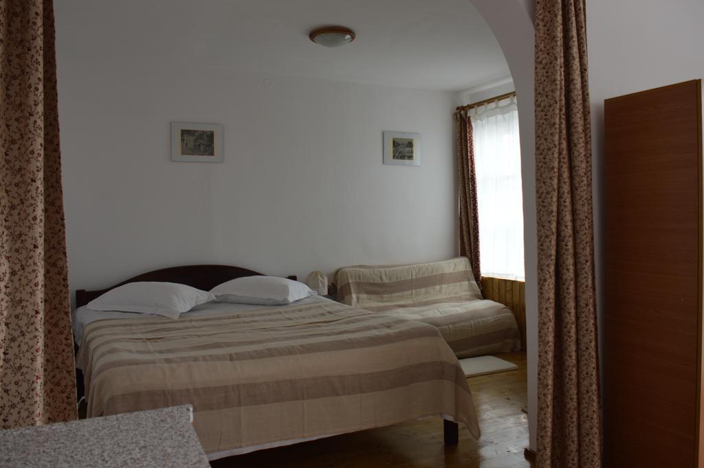 Central City Ap Sibiu Bagian luar foto